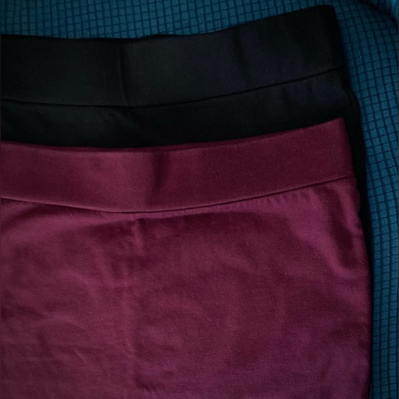 ❣️$5 Deal❣️ F21 Bundle of 2 Mini Skirts - Picture 5 of 9